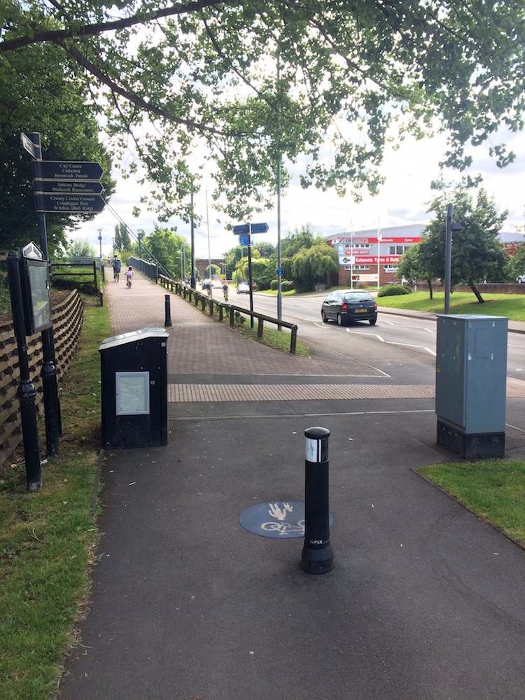 Bollards at the bridge next to the Worcester racecourse