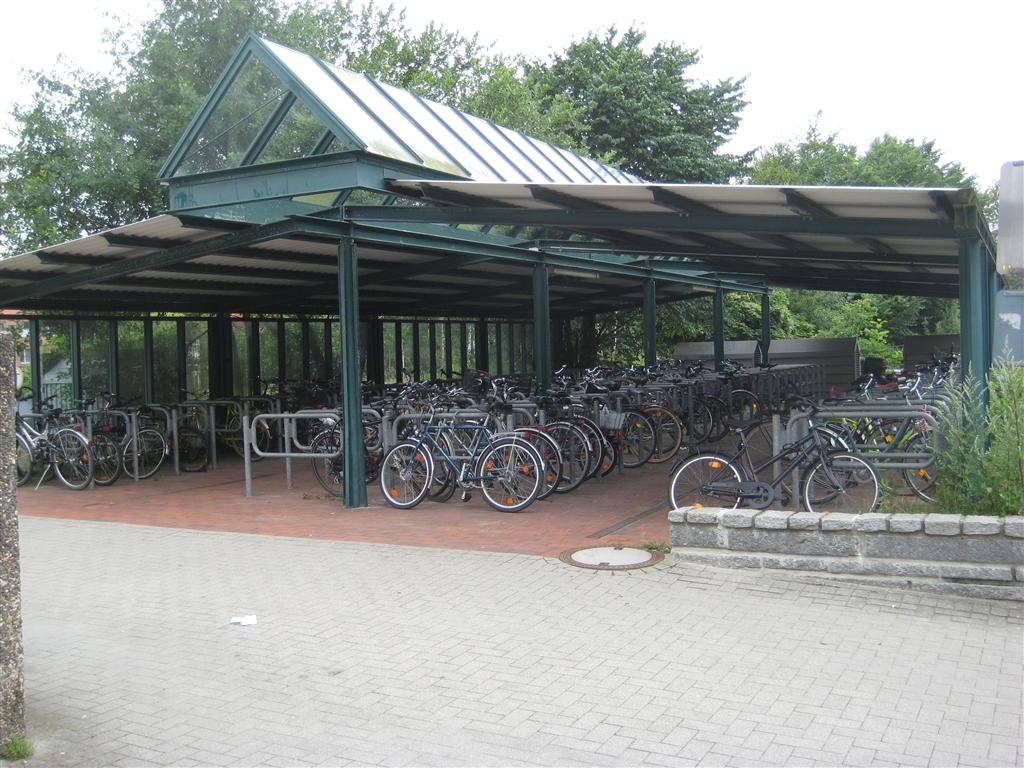 Cycle parking at Preetz station