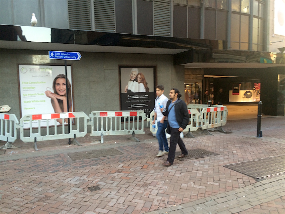Cycle route sign on Cherry Street