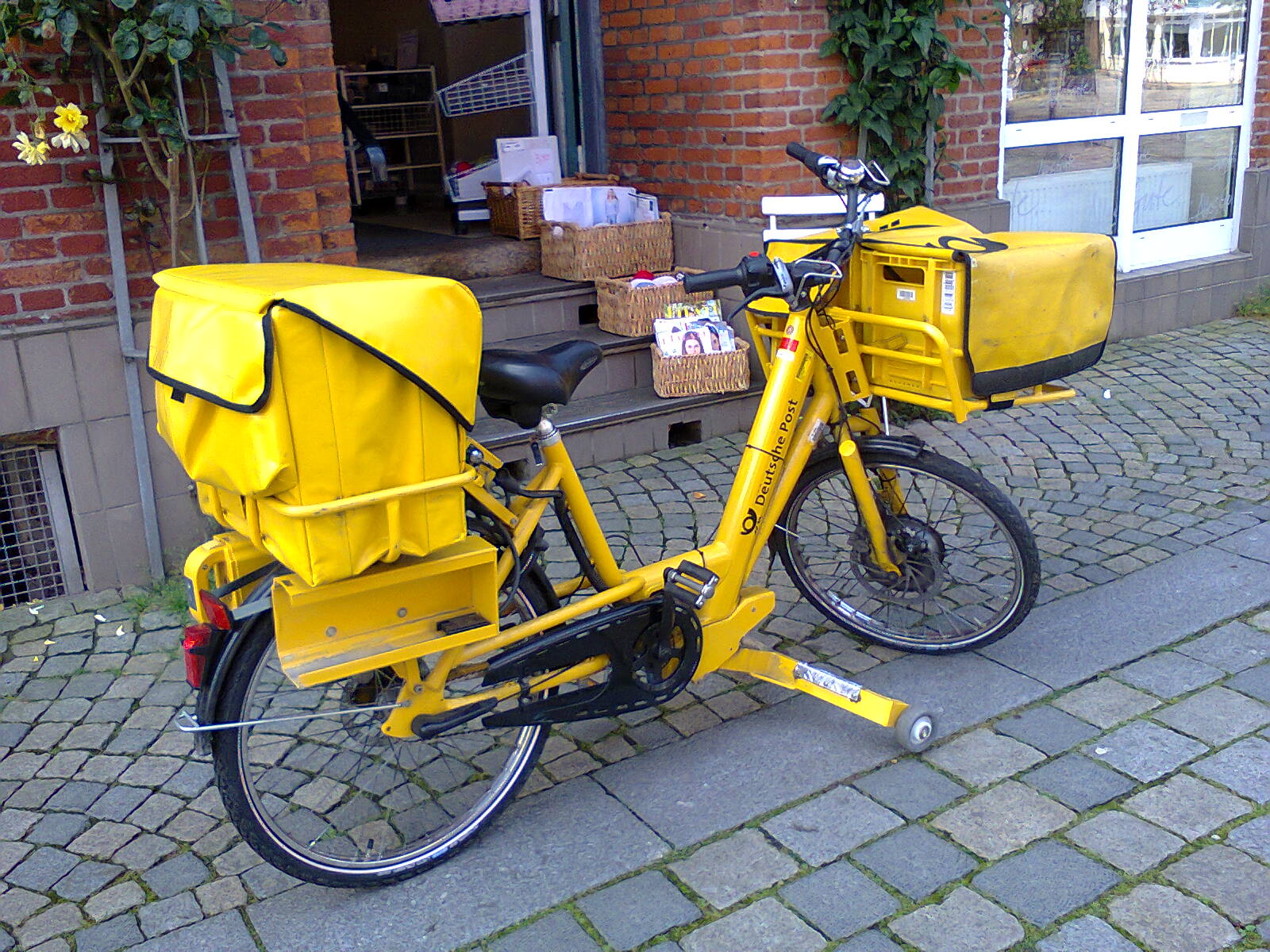 Deutsche Post delivery E-bike