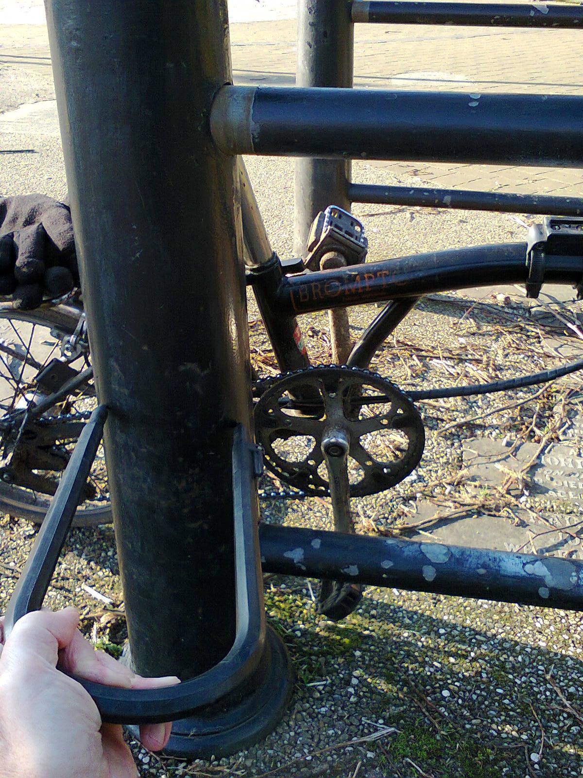 Useless "Herritage" Style Cycle Stand