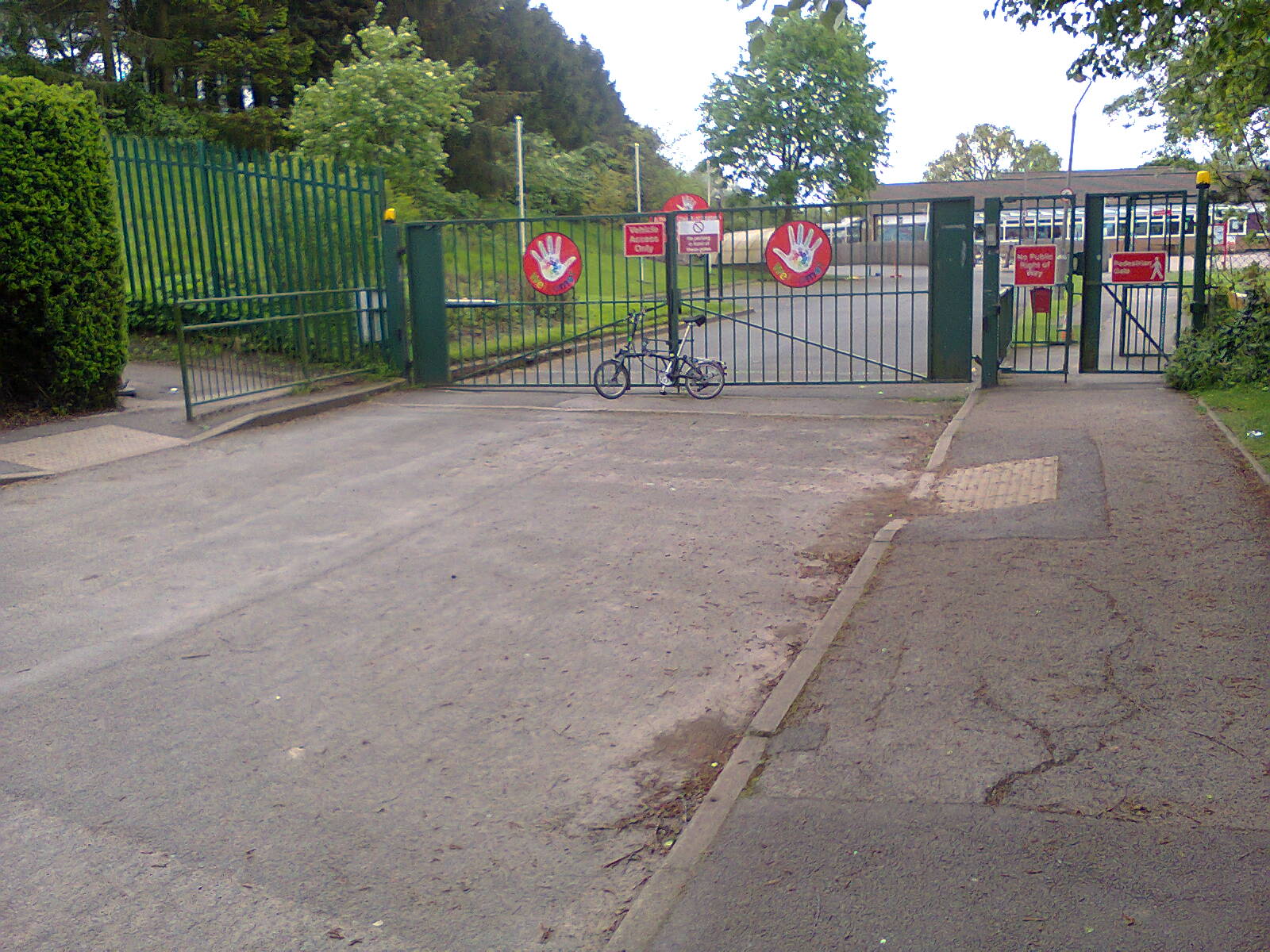 St Francis School, Teazel Avenue