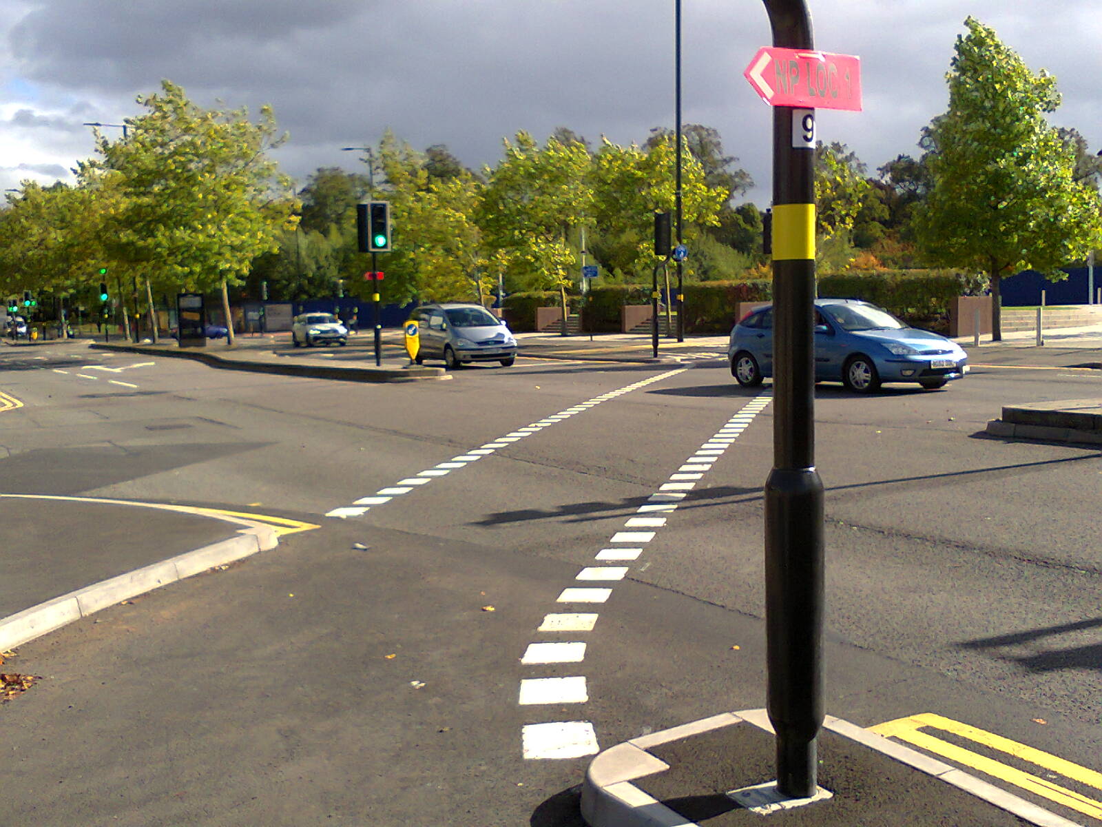 Diagonal cycle crossing over Edgbaston Road
