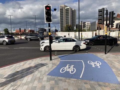 Straight-across cycle crossing at the A4040 A34 crossroads