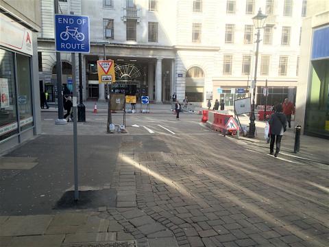 End of Route sign on Temple Row