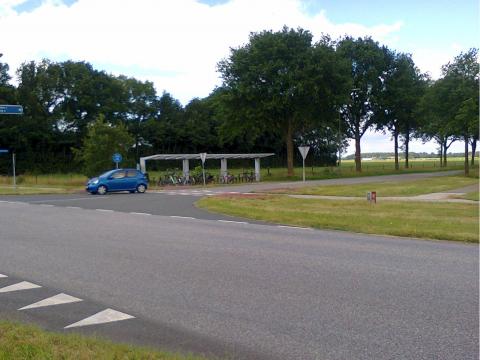 Bus stop cycle parking