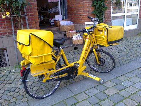 Deutsche Post delivery E-bike