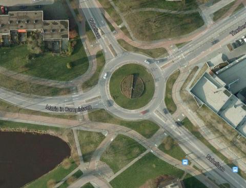 Plan view of a Dutch roundabout