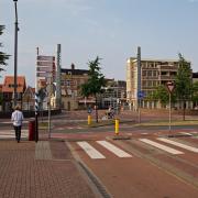 An entrance into the centre of Dordrecht for cycles and mopeds.