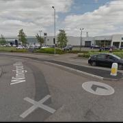 Second entrance into the Fort Shopping Centre area.