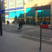 Cycle sign to Law Courts on Corporation Street