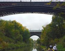 Galton bridge from below