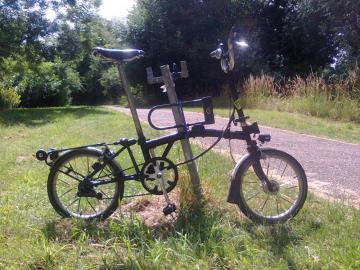 A five-speed Brompton back in action after the rear triangle failed A five-speed Brompton back in action after the rear triangle failed